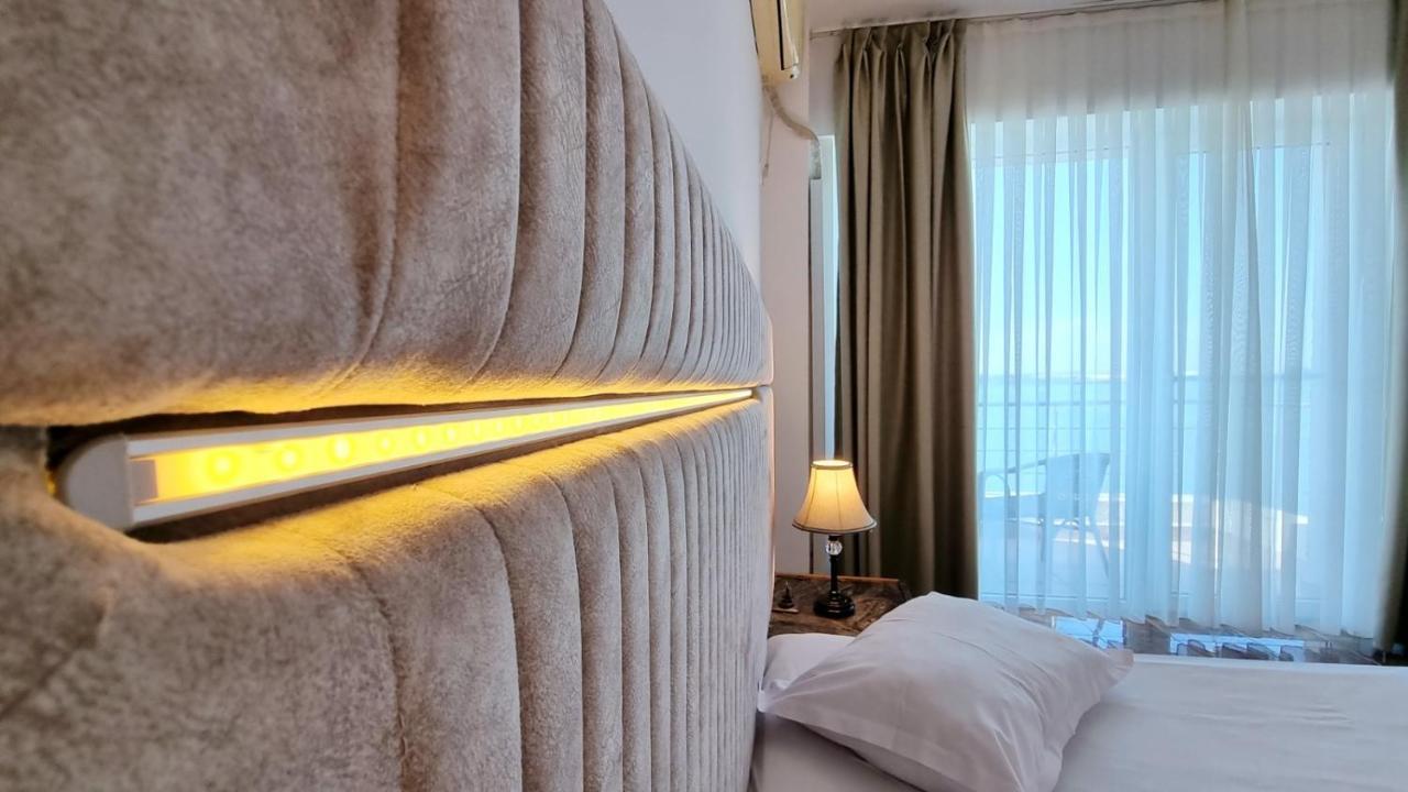 Hotel Florida Mamaja Zewnętrze zdjęcie