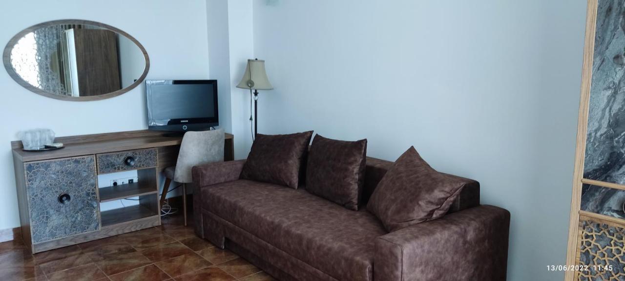 Hotel Florida Mamaja Zewnętrze zdjęcie