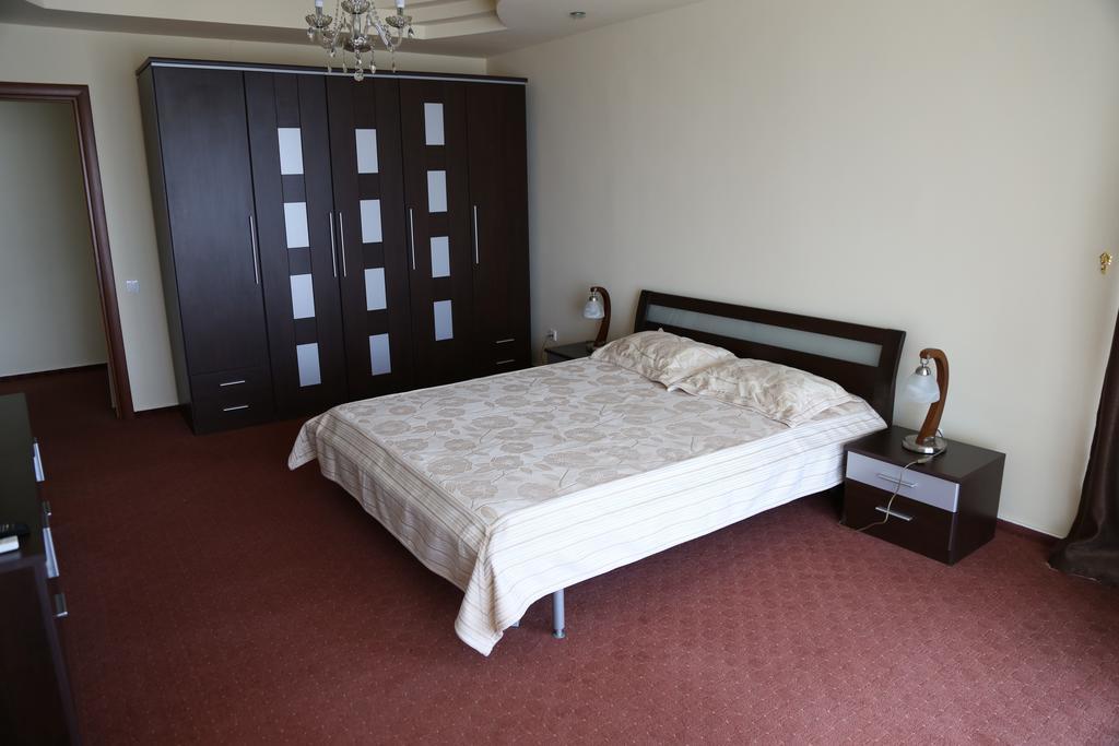 Hotel Florida Mamaja Zewnętrze zdjęcie