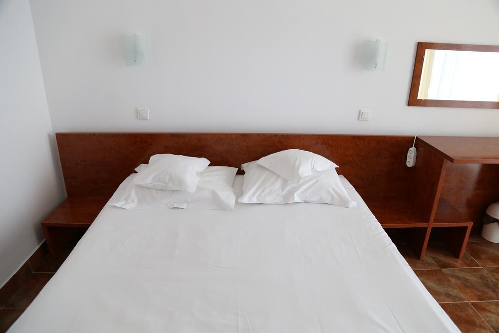 Hotel Florida Mamaja Zewnętrze zdjęcie