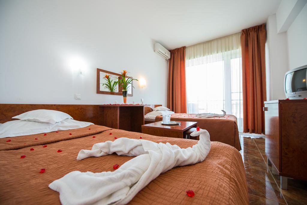 Hotel Florida Mamaja Zewnętrze zdjęcie