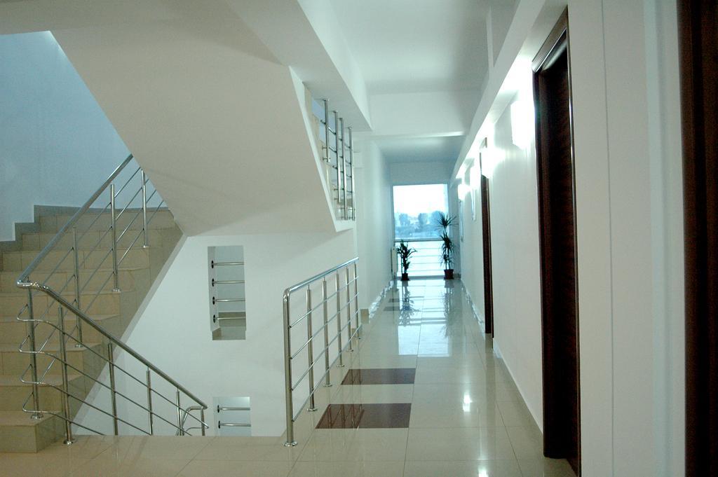 Hotel Florida Mamaja Zewnętrze zdjęcie